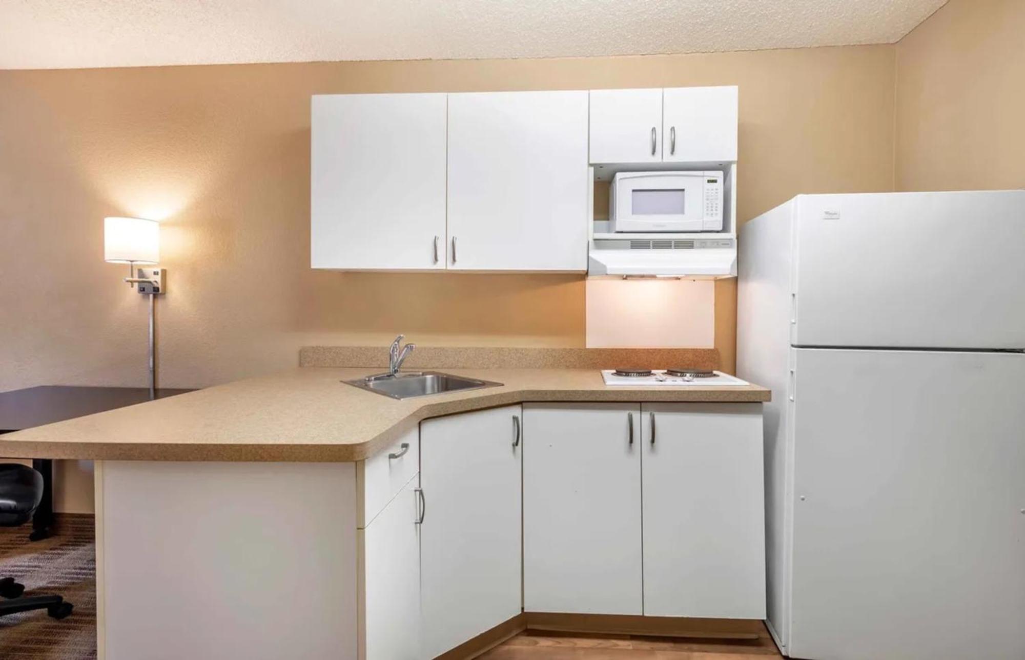 Relax Suites Extended Stay - La Mirada Extérieur photo